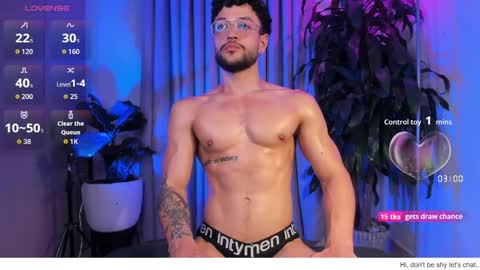 FelixSantos online show from September 9, 2025, 11:37 pm