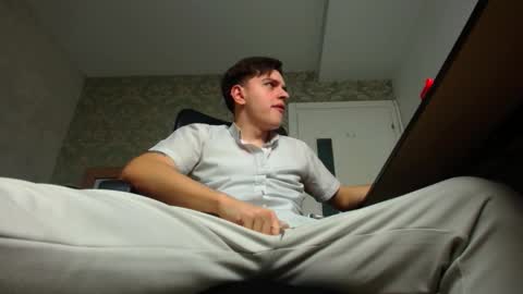 FelixStark online show from October 26, 2025, 5:13 am