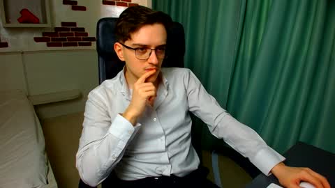 FelixStark online show from April 20, 2026, 4:37 am