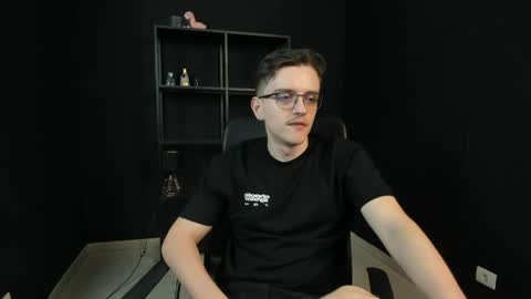 FelixStark online show from May 7, 2026, 5:46 am
