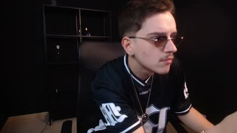 FelixStark online show from July 12, 2026, 6:04 am