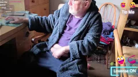 Adam online show from September 27, 2025, 8:41 am