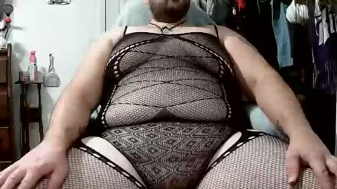 Snapshot of fellowshipmyass chatting on November 14, 2025, 5:28 am fellowshipmyass online show from November 14, 2025, 5:28 am