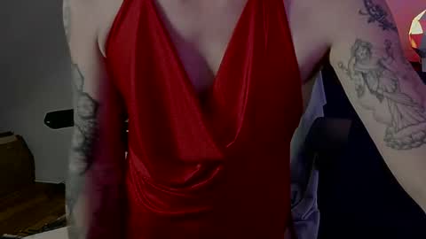 femme_mystique online show from October 18, 2025, 9:21 am