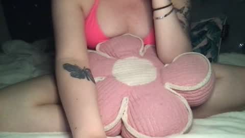     online show from April 25, 2026, 3:53 am