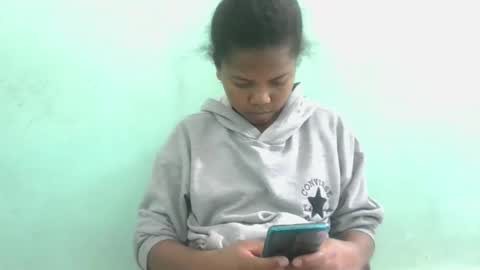 fenou122745 online show from October 3, 2025, 5:32 pm