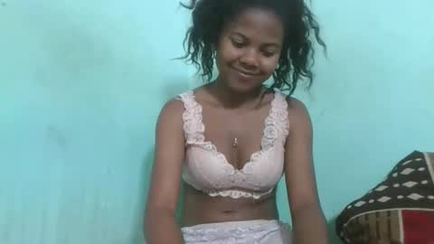 fenou122745 online show from October 20, 2025, 9:21 am