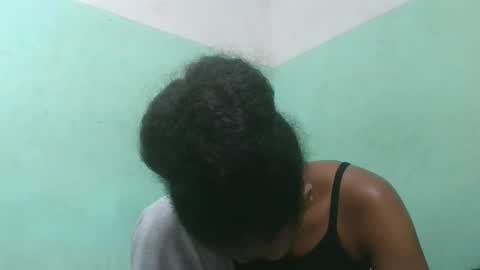 fenou122745 online show from November 30, 2025, 10:52 am