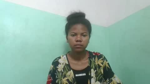 fenou122745 online show from December 1, 2025, 4:39 am