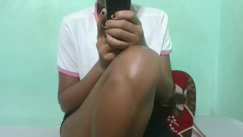 fenou122745 online show from December 22, 2025, 5:15 am