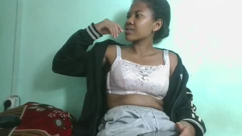 fenou122745 online show from February 21, 2026, 7:37 pm