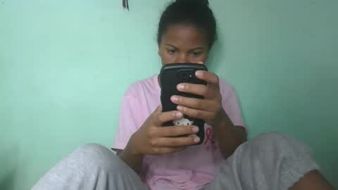 fenou122745 online show from March 16, 2026, 5:24 am