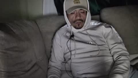 fernand89 online show from November 5, 2025, 6:24 am