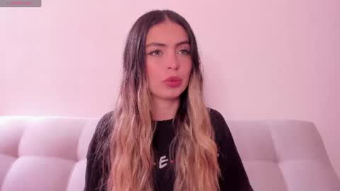 Snapshot of fernanda_aaa chatting on July 17, 2026, 4:01 pm fernanda online show from July 17, 2026, 4:01 pm