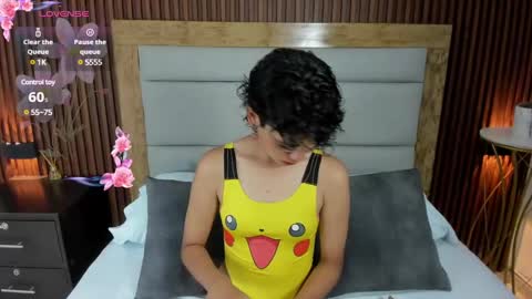 F E R N A N D A online show from January 29, 2025, 12:02 pm