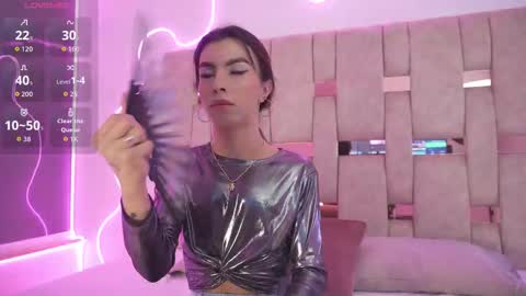 fernanda_thail_ online show from March 23, 2026, 7:40 pm