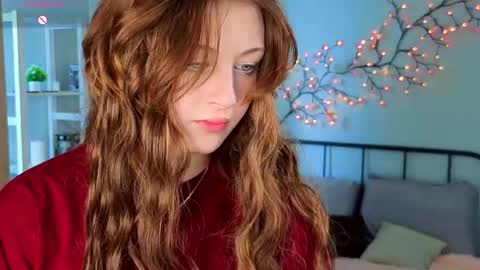 Snapshot of fernandafurfey chatting on June 2, 2026, 11:12 am Rachel online show from June 2, 2026, 11:12 am