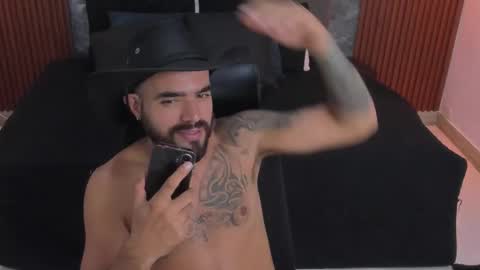 insta ferxx1210 Fercho online show from October 30, 2025, 2:02 am