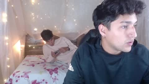 Snapshot of ferphoenix_ chatting on January 9, 2025, 3:58 am FER PHOENIX online show from January 9, 2025, 3:58 am