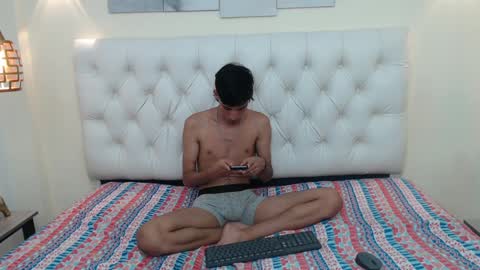 Snapshot of ferphoenix_ chatting on January 27, 2025, 6:30 am FER PHOENIX online show from January 27, 2025, 6:30 am