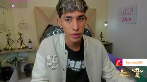 Snapshot of ferphoenix_ chatting on November 2, 2025, 3:20 am FER PHOENIX online show from November 2, 2025, 3:20 am