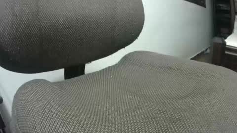 fescarf1991 online show from February 11, 2026, 4:28 am