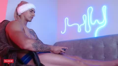 Snapshot of festbody1 chatting on December 13, 2024, 4:49 pm Festbody1 online show from December 13, 2024, 4:49 pm