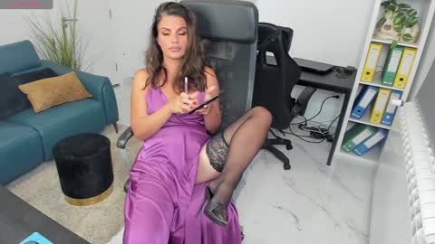 fetish_life online show from November 7, 2025, 3:34 pm