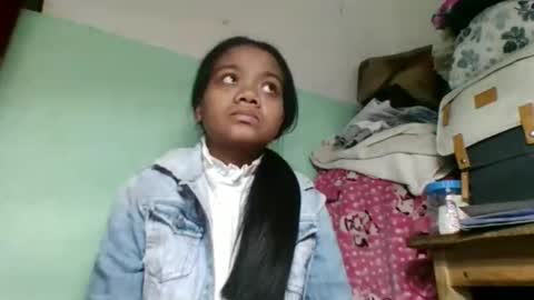 fetranialdy online show from October 7, 2025, 4:31 am