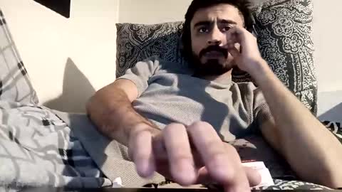 fezzyqt online show from October 25, 2025, 9:50 am