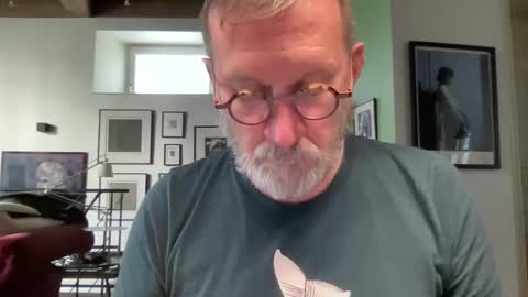 Snapshot of ffhungryhole3 chatting on January 7, 2025, 10:54 am ffhungryhole3 sub cock ass nipples cockring online show from January 7, 2025, 10:54 am