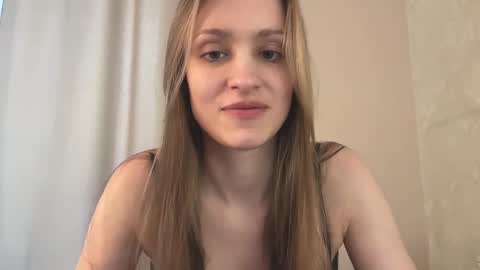 Snapshot of fflloowweerr chatting on February 22, 2025, 8:29 am Lisa online show from February 22, 2025, 8:29 am