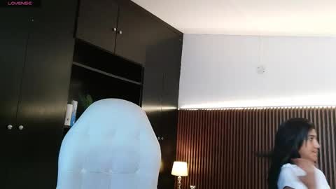 Freyja  online show from February 14, 2026, 4:59 pm