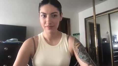 fgsammie online show from November 9, 2025, 7:56 pm