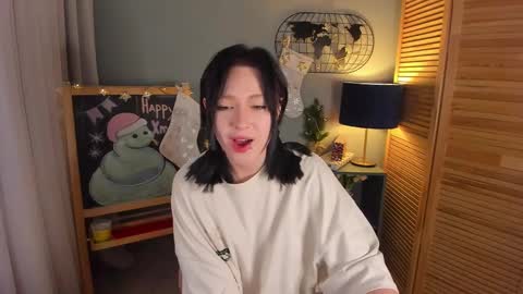 fiamoory online show from January 4, 2025, 11:33 am