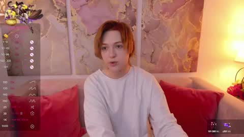 fiamoory online show from March 4, 2025, 7:41 am