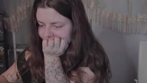 Snapshot of fiery__lady_ chatting on February 9, 2025, 4:50 pm Evita online show from February 9, 2025, 4:50 pm