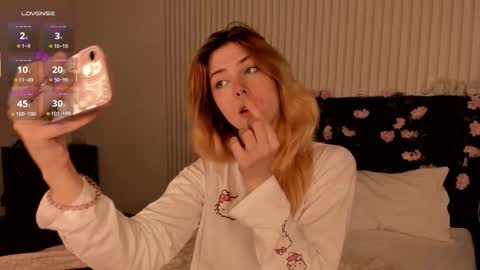 Filla online show from September 11, 2025, 3:17 am