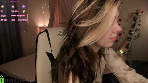 Snapshot of fieryfeline chatting on March 26, 2026, 3:12 am Filla online show from March 26, 2026, 3:12 am