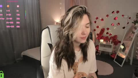 Snapshot of fieryfeline chatting on April 2, 2026, 3:04 am Filla online show from April 2, 2026, 3:04 am