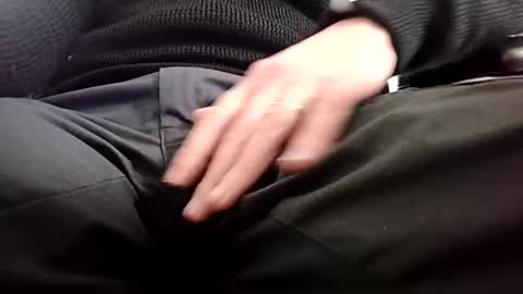 fifi010203 online show from December 12, 2024, 12:01 pm