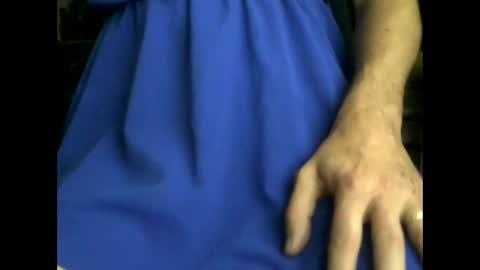 fifi010203 online show from September 23, 2025, 7:22 am