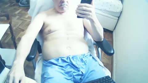 filhober online show from February 17, 2025, 2:37 pm