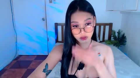 sweet online show from December 2, 2024, 4:20 am