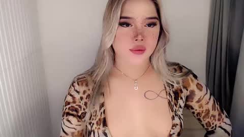  Angela  DONT FORGET TO FOLLOW AND GIVE ME APPRECIATION online show from November 9, 2025, 3:38 am