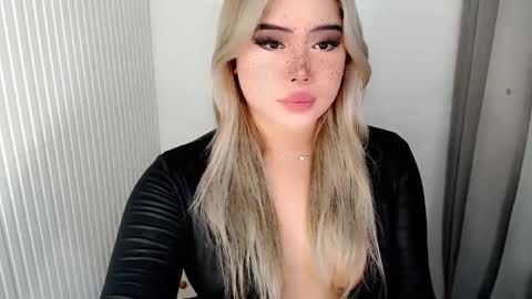  Angela  DONT FORGET TO FOLLOW AND GIVE ME APPRECIATION online show from November 11, 2025, 4:23 am