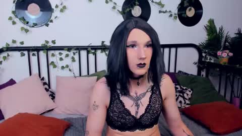 Honey Ill be waiting for you Tue Wed Thu Fri Sat Sun 10am-5pm online show from September 30, 2025, 3:00 am