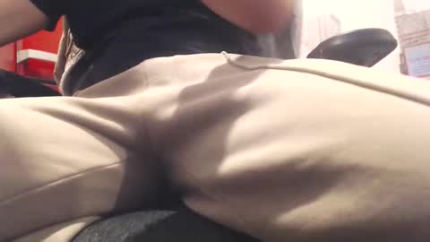 filouxx70 online show from November 2, 2025, 11:40 pm