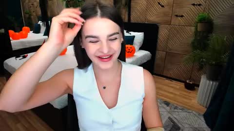 Snapshot of finalaccord chatting on October 29, 2025, 4:37 am Amanda online show from October 29, 2025, 4:37 am