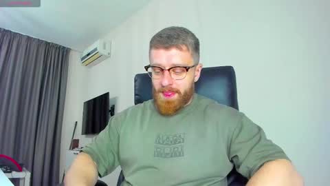 FindomGuyXXX online show from March 25, 2026, 6:14 pm